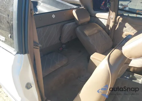 1991 Mazda B2200 Cab Plus z USA, uszkodzony, nr VIN JM2UF3139M0109567